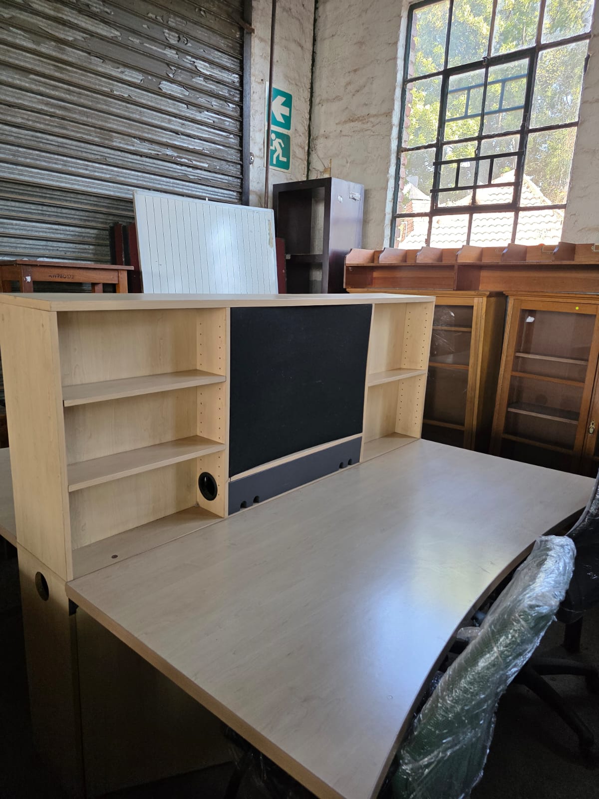 4-Seater Office Desk
