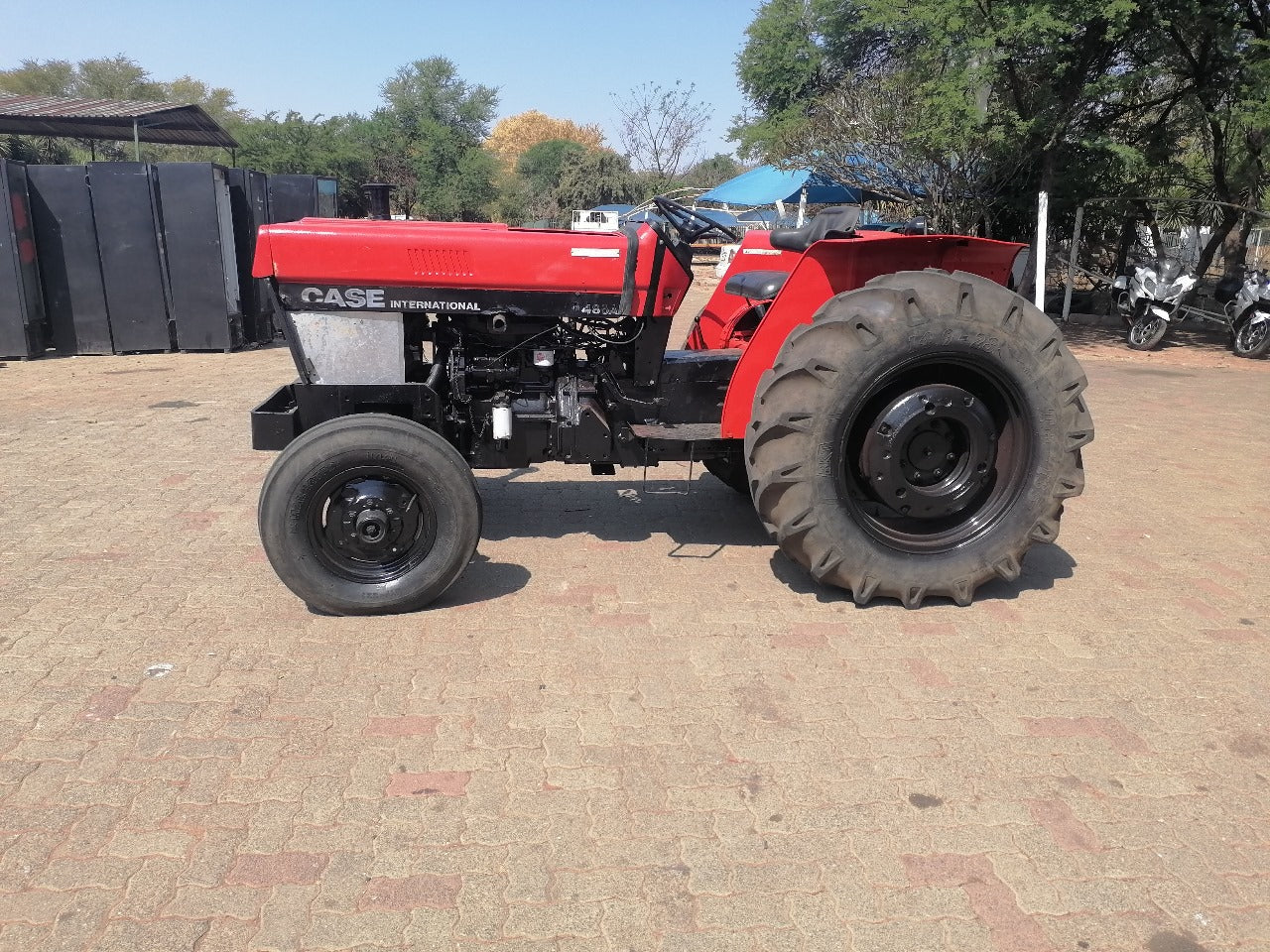 1999 Case IH 485 Tractor