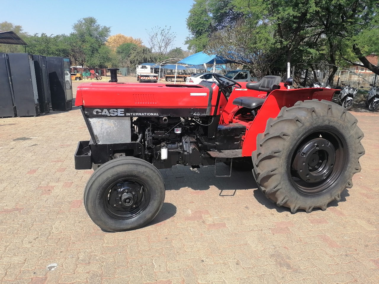 1999 Case IH 485 Tractor