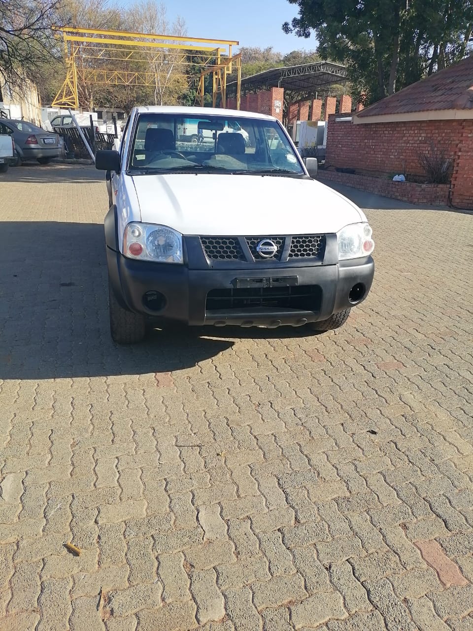 2009 Nissan NP300