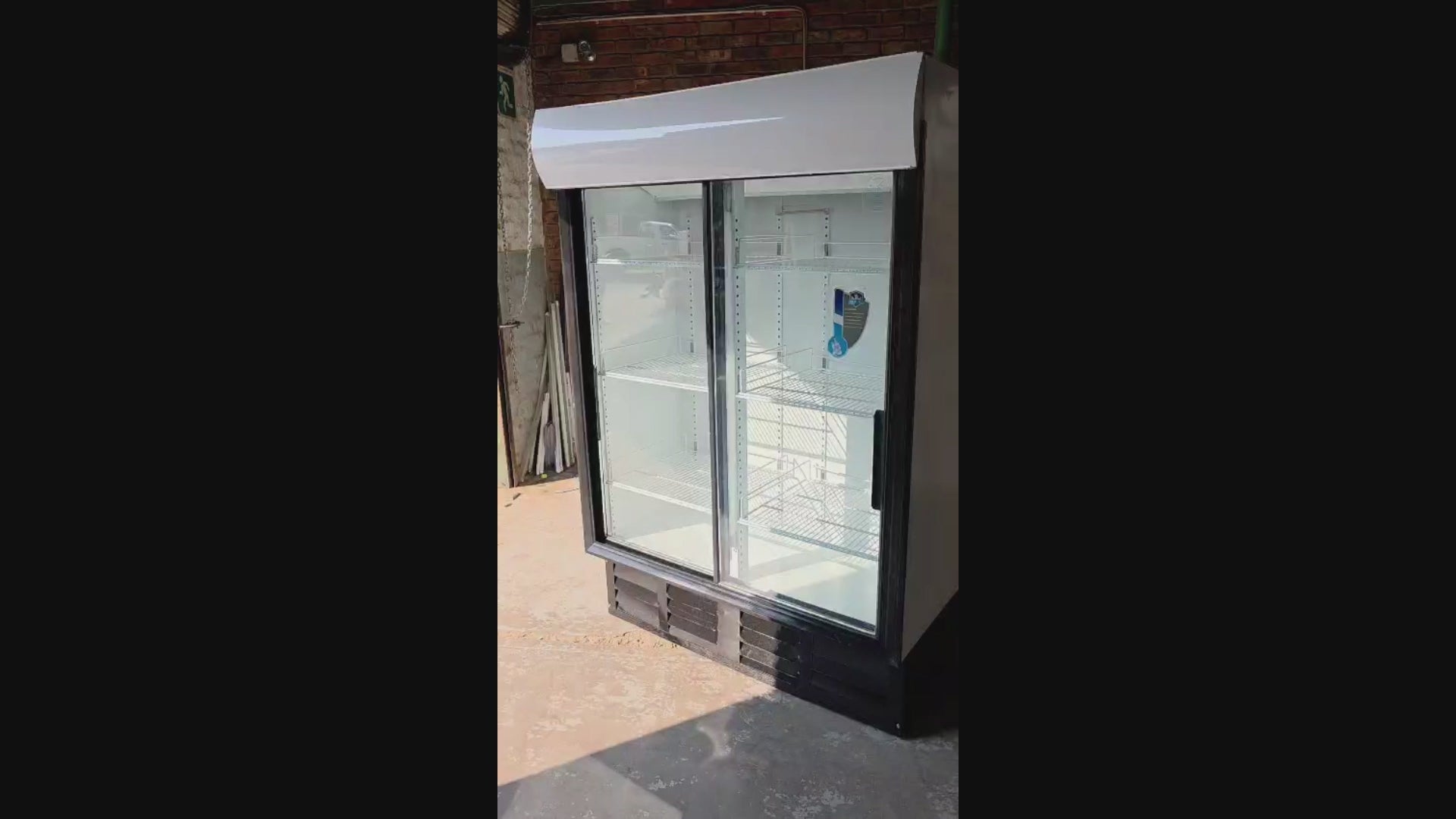 Staycold - SD1360 - Double Door Display Fridge