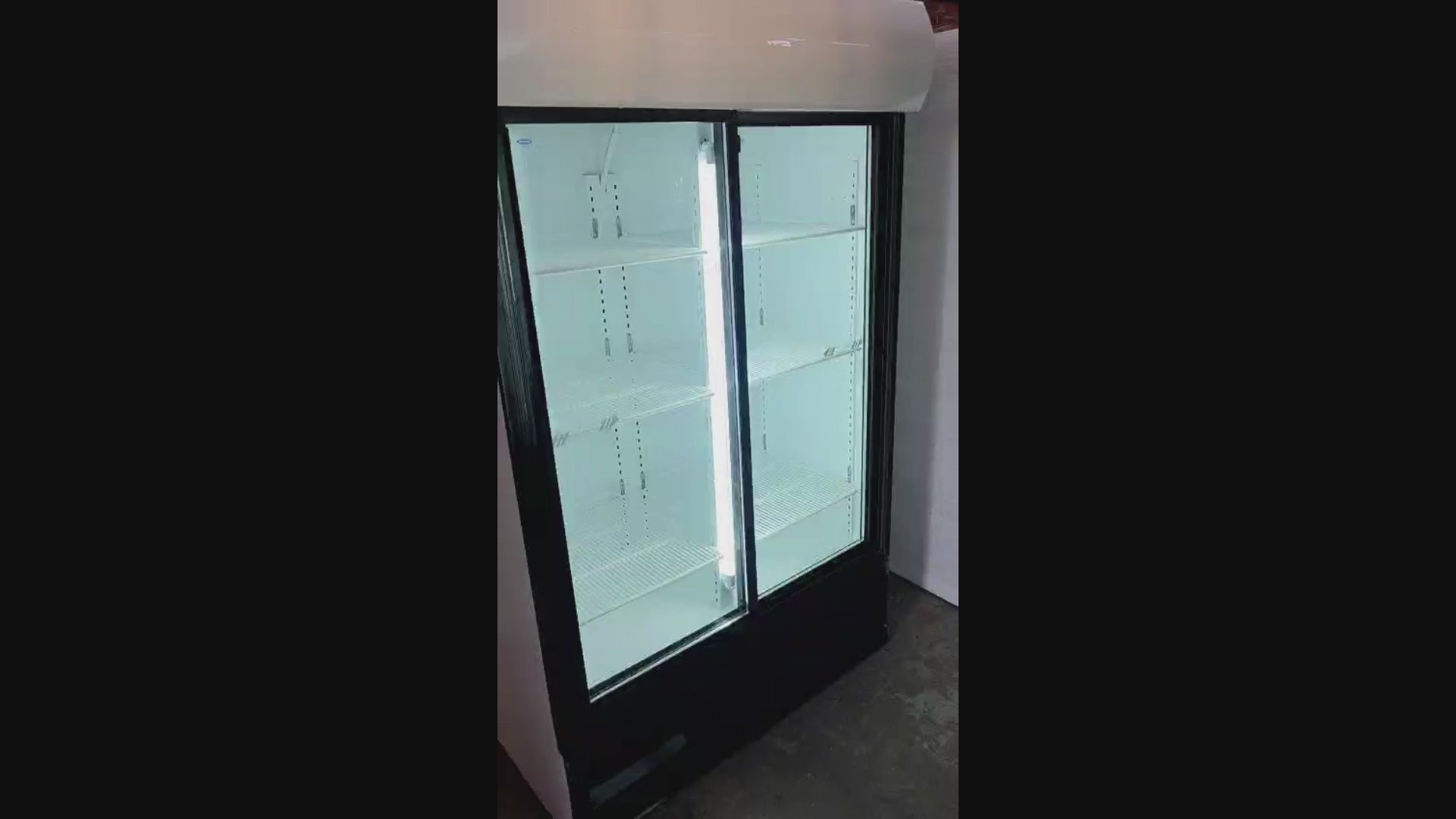 Husky HV1230-SD Commercial Display Fridge