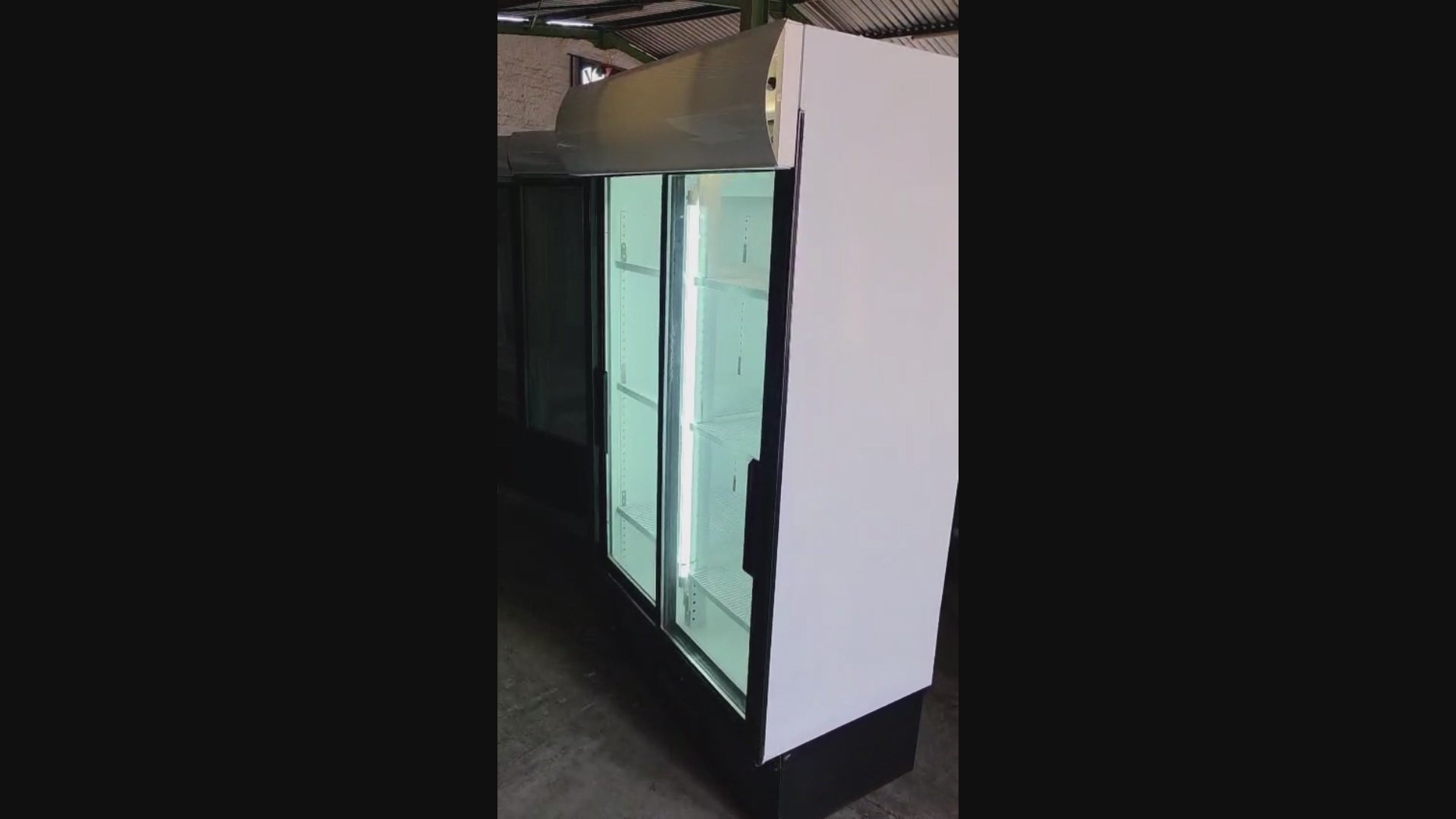 Staycold - SD1140 - Double Door Display Fridge
