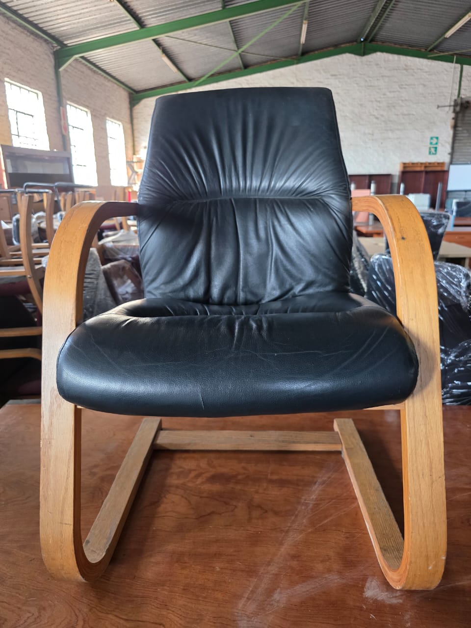Leather Visitors Chair