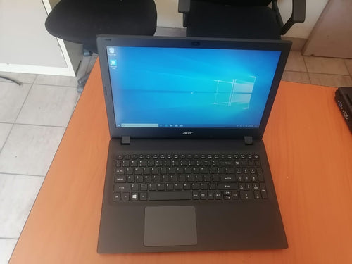 Acer TravelMate p258